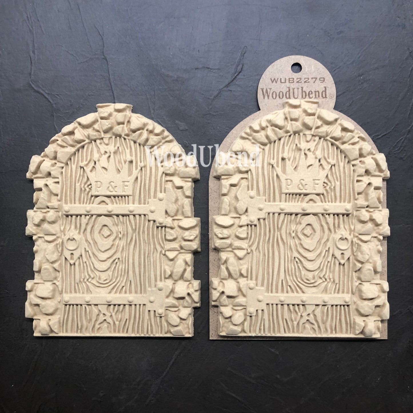 WoodUbend Set of Medieval Doors WUB2279 (7 x 5.2 in)